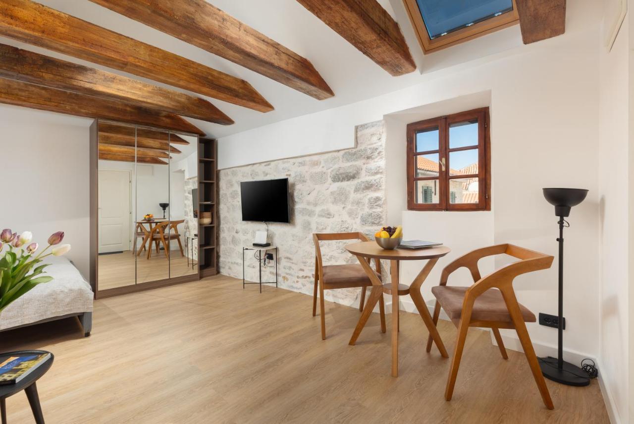 Old Town South Gate Apartment Kotor Dış mekan fotoğraf